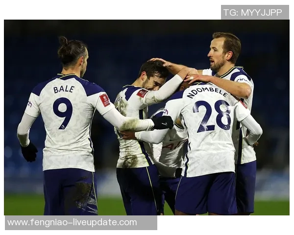 足总杯冷门大战热刺与那不勒斯激战成和引发全场热议