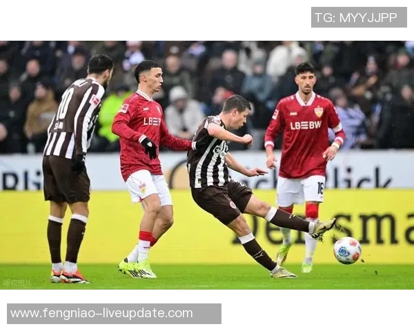 德甲赛场惊现冷门波尔图逆转那不勒斯引发全场震动